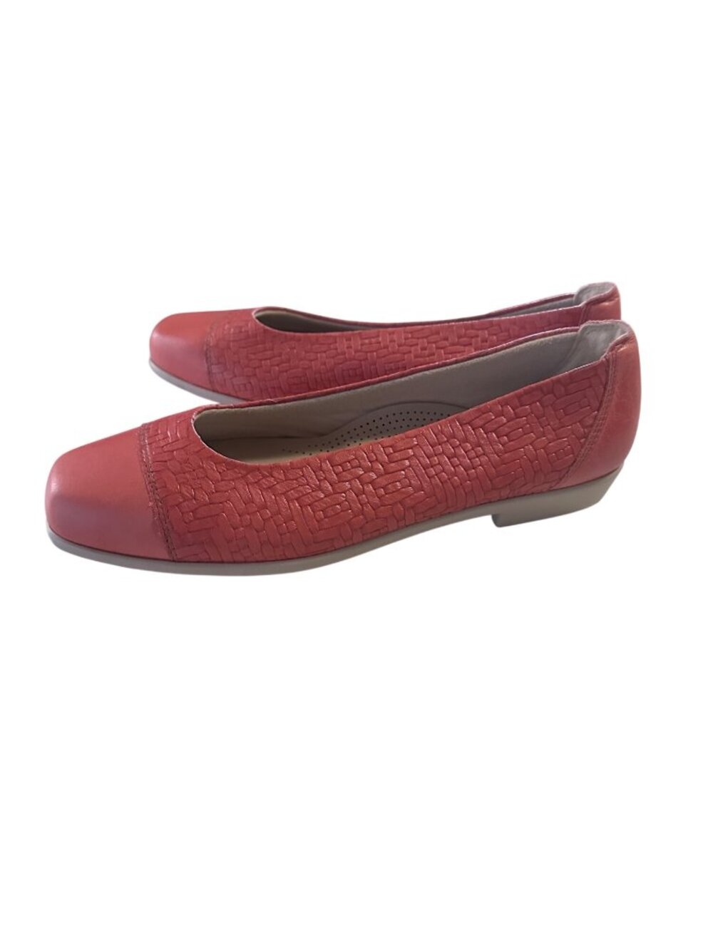 Sas coral woven pattern leather flat size 9.5N